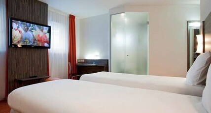 IBIS STYLES RENNES CENTRE GARE Room Type - Standard Room with two single beds