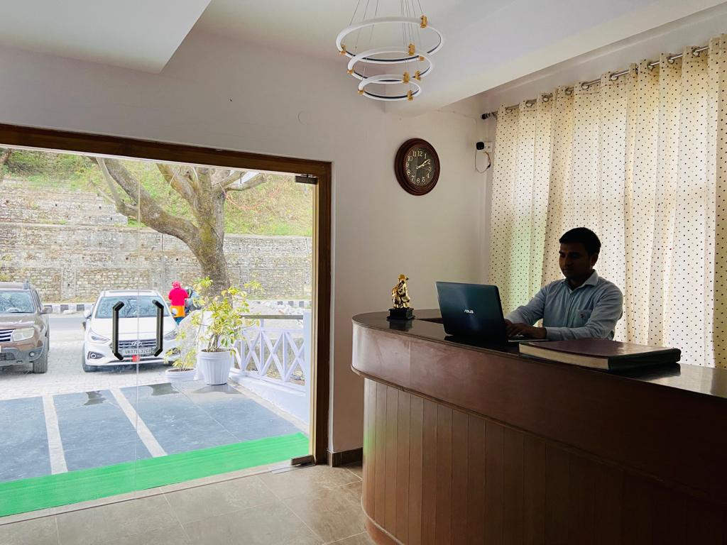 Hotel Le Meadows - Tap to explore photos