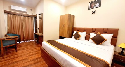 JHARNA RESORT Room Type - Duplex Villa with Bathtub