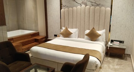 Hotel Miracle Resort Room Type - Suite Room With Jacuzzi