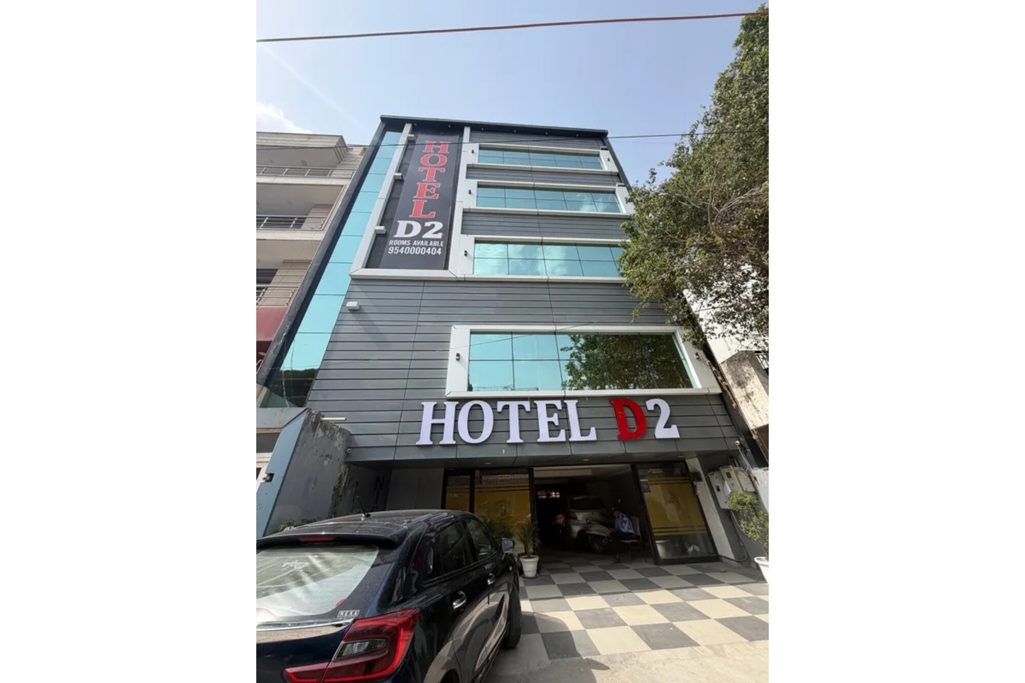 FabHotel D2 Pachim Vihar - Tap to explore photos