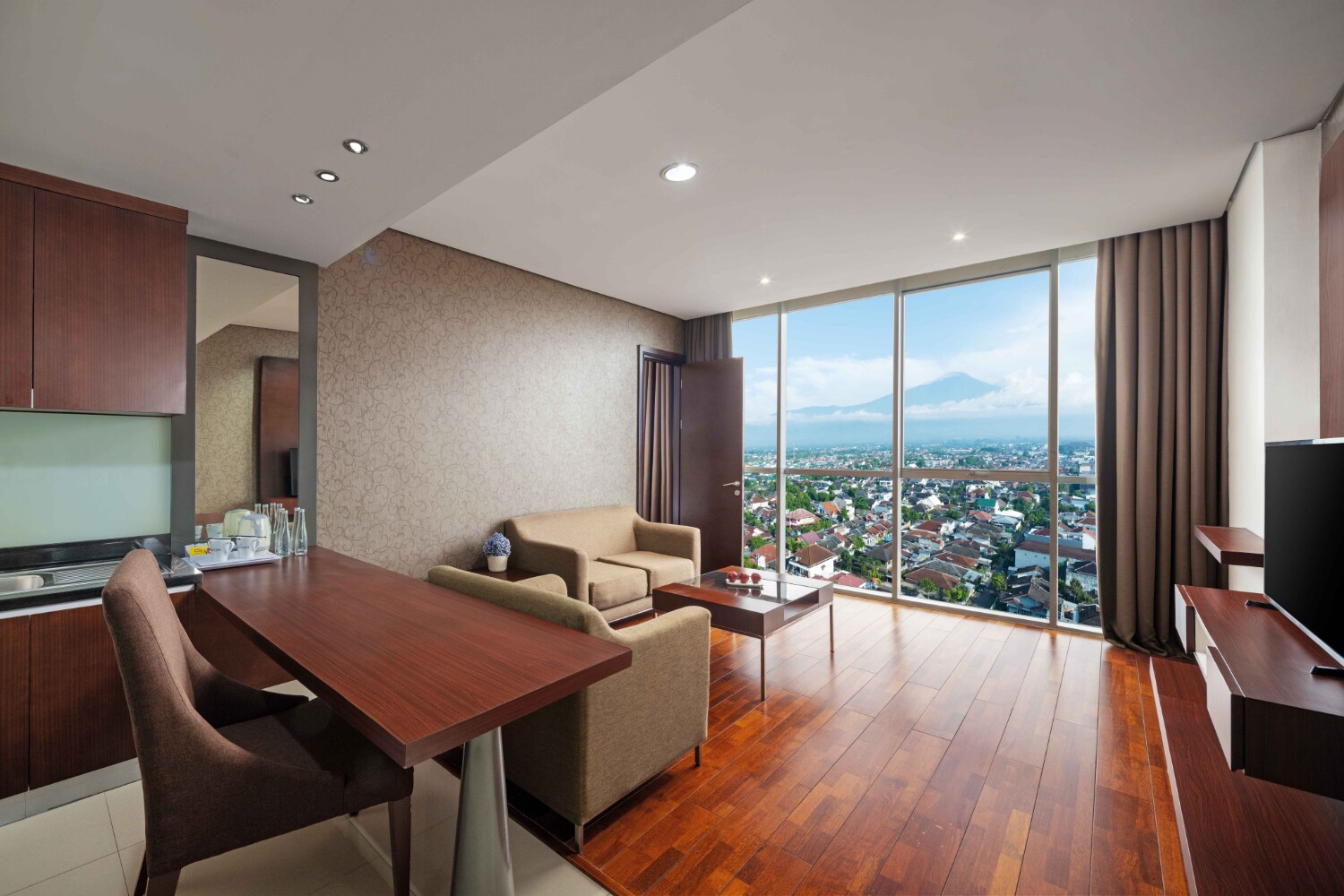 Aston Imperium Purwokerto Hotel & Convention Center - Tap to explore photos