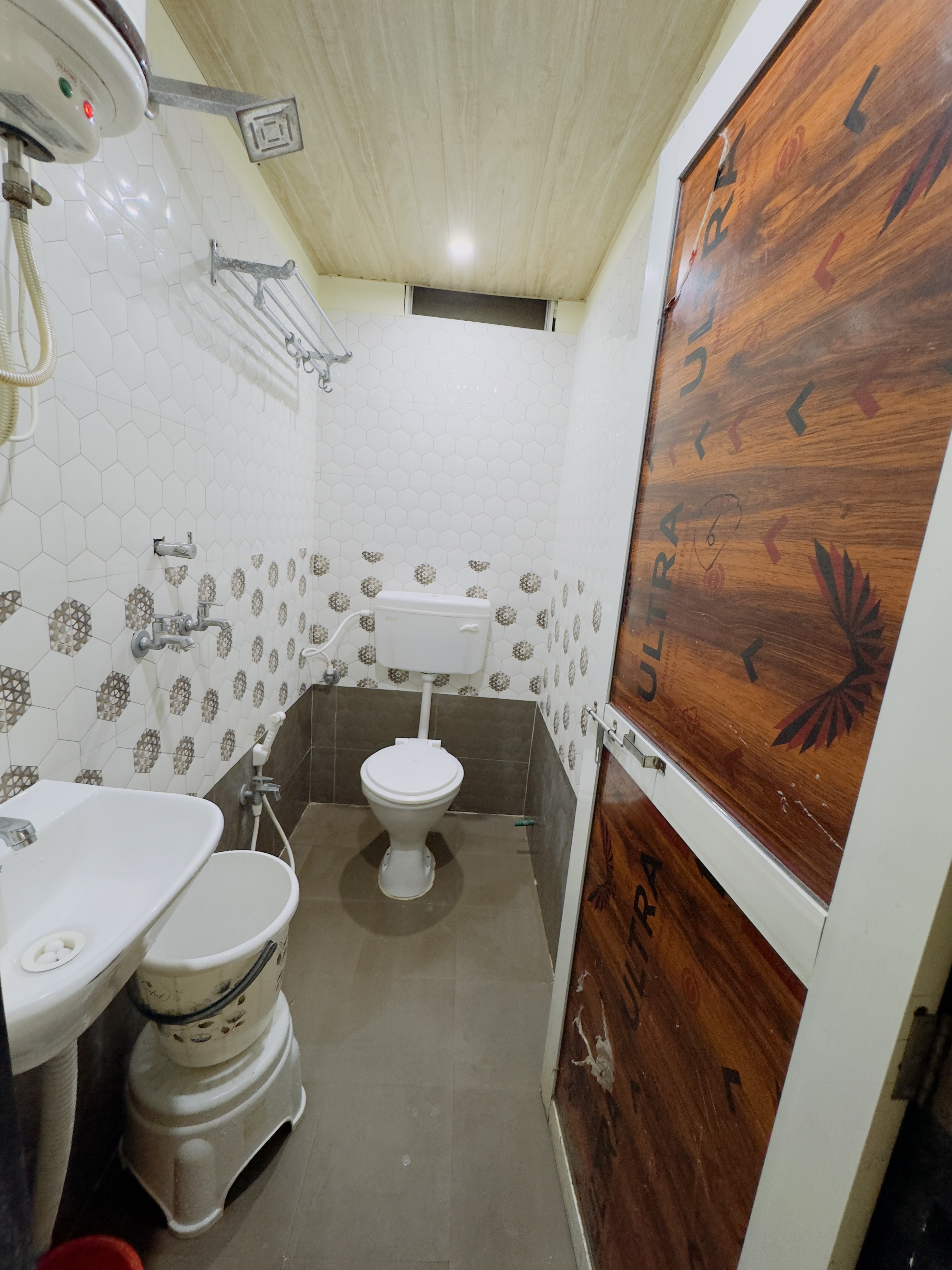 Hotel Jain Shree - Tap to explore photos