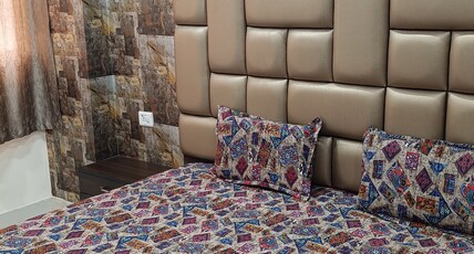 Radha Krishna Apartment Room Type - Bedroom