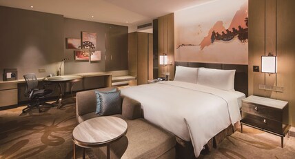 Hilton Shenyang Room Type - KING EXECUTIVE DELUXE