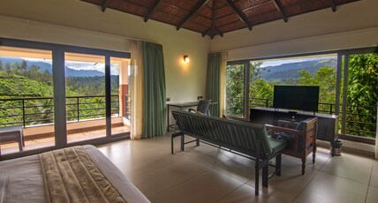 Pranavam Resort & Spa Room Type - Deluxe King