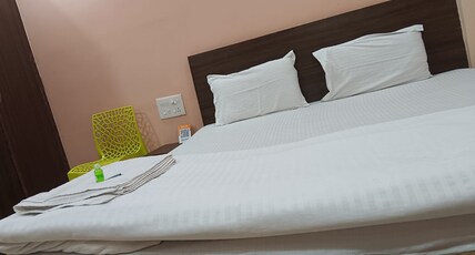 Hotel Aradhya Room Type - Double Bed Room NON AC