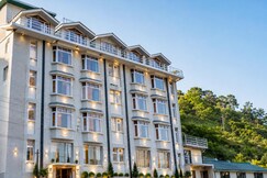 Hotel Majestic Grand