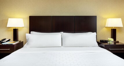 Holiday Inn Phoenix/Chandler Room Type - 1 King Bed Standard