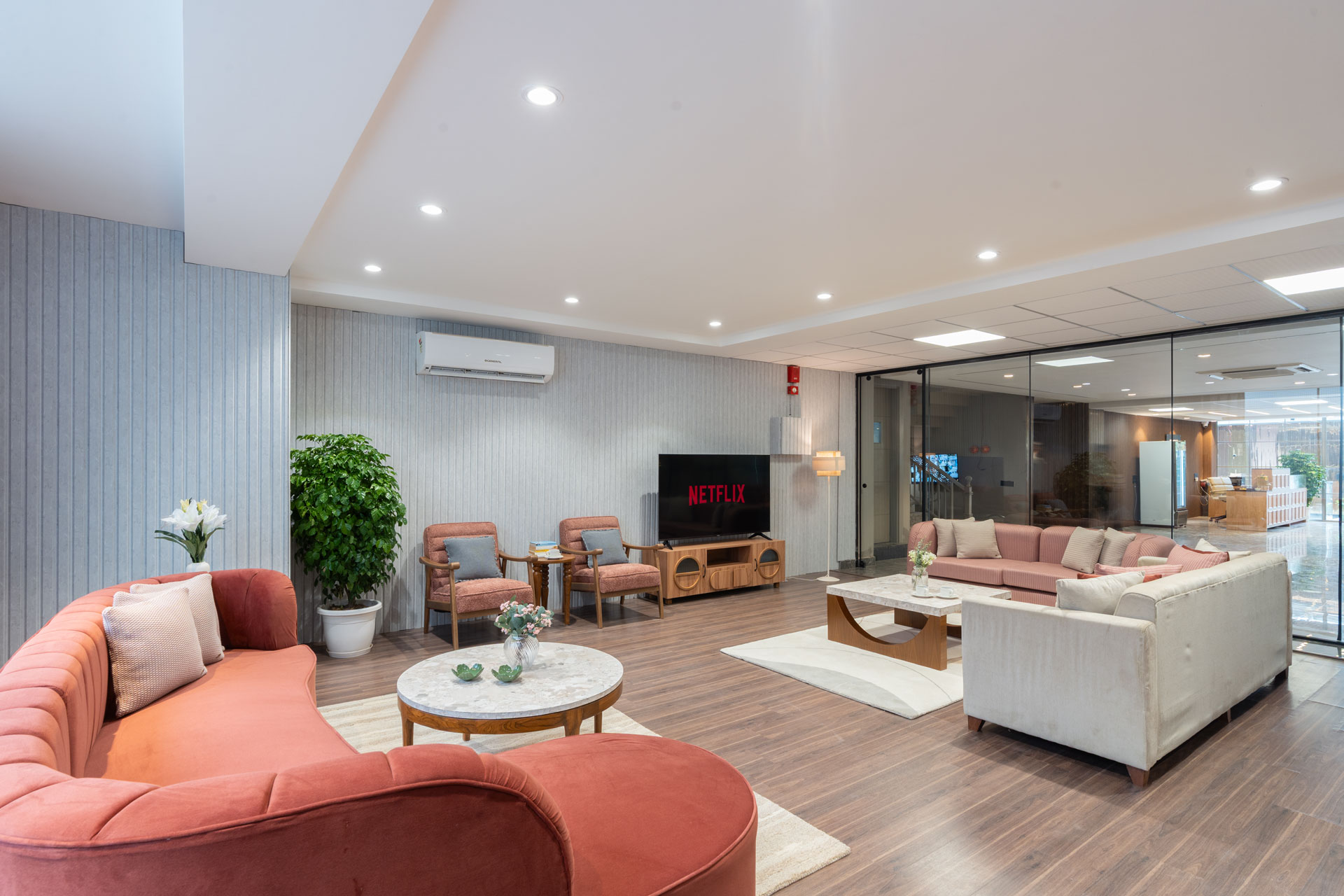 Bling at DLF Phase 3 with Air Purifier and Gym - Tap to explore photos