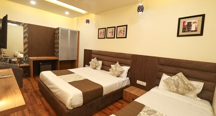 Hotel Sur Room Type - Deluxe (Triple)