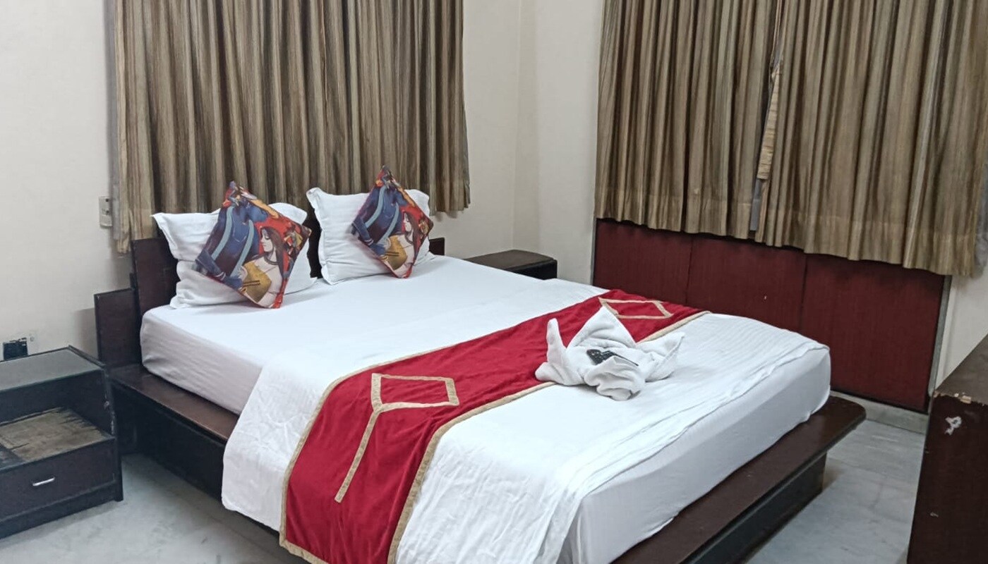 VIP Guest House Inn - Tap to explore photos