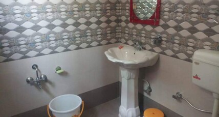 Hotel Evergreen Sunshine Srinagar Room Type - Standard Room With Heating Blanket