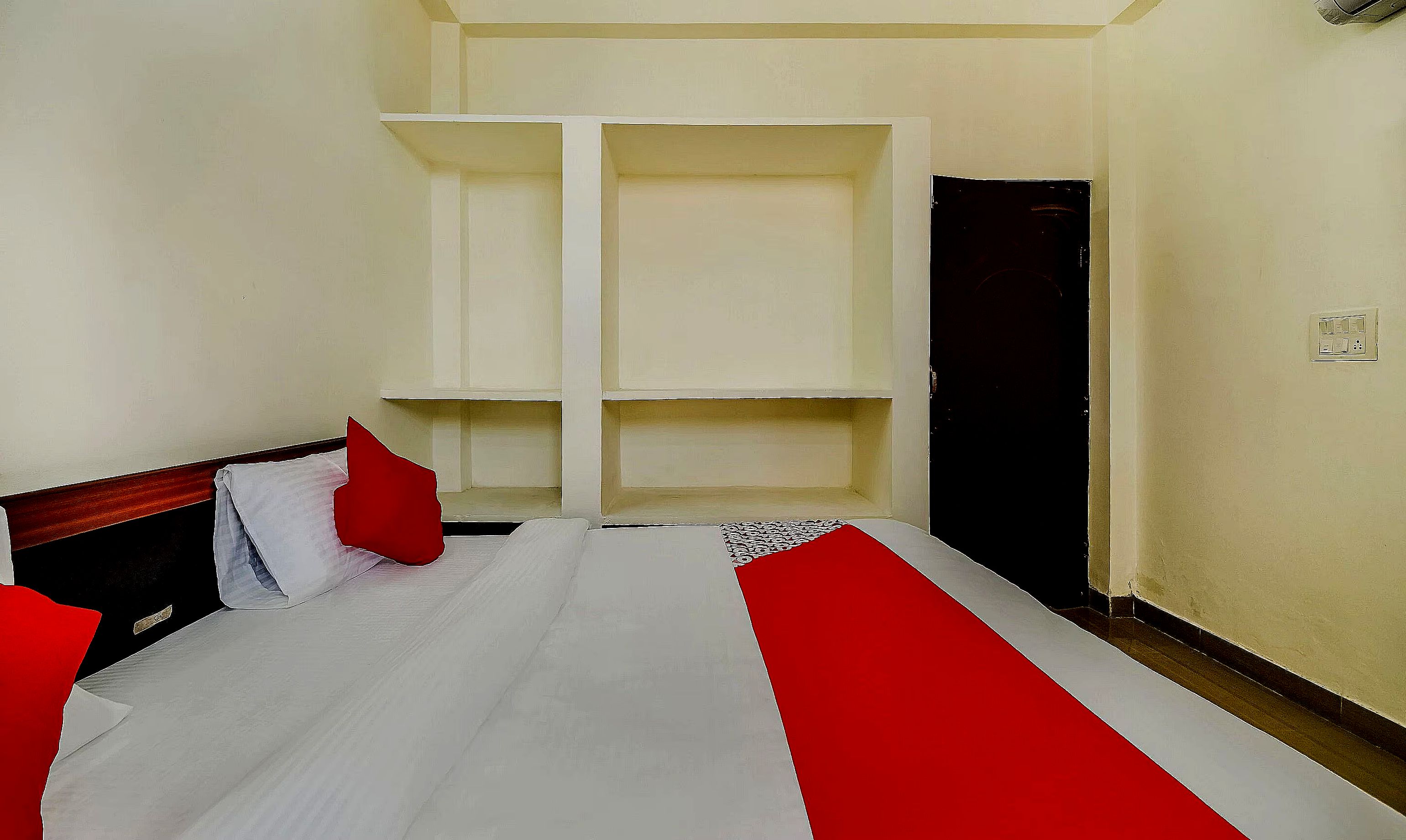 Hotel O The Hotel Utkarsh Heritage - Tap to explore photos