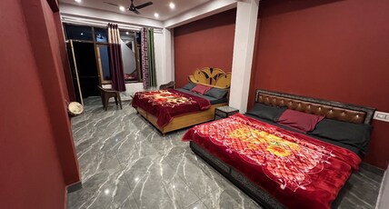 Shanti Cafe - Signature Stays Kasol Room Type - Family suite with private Riverview balcony