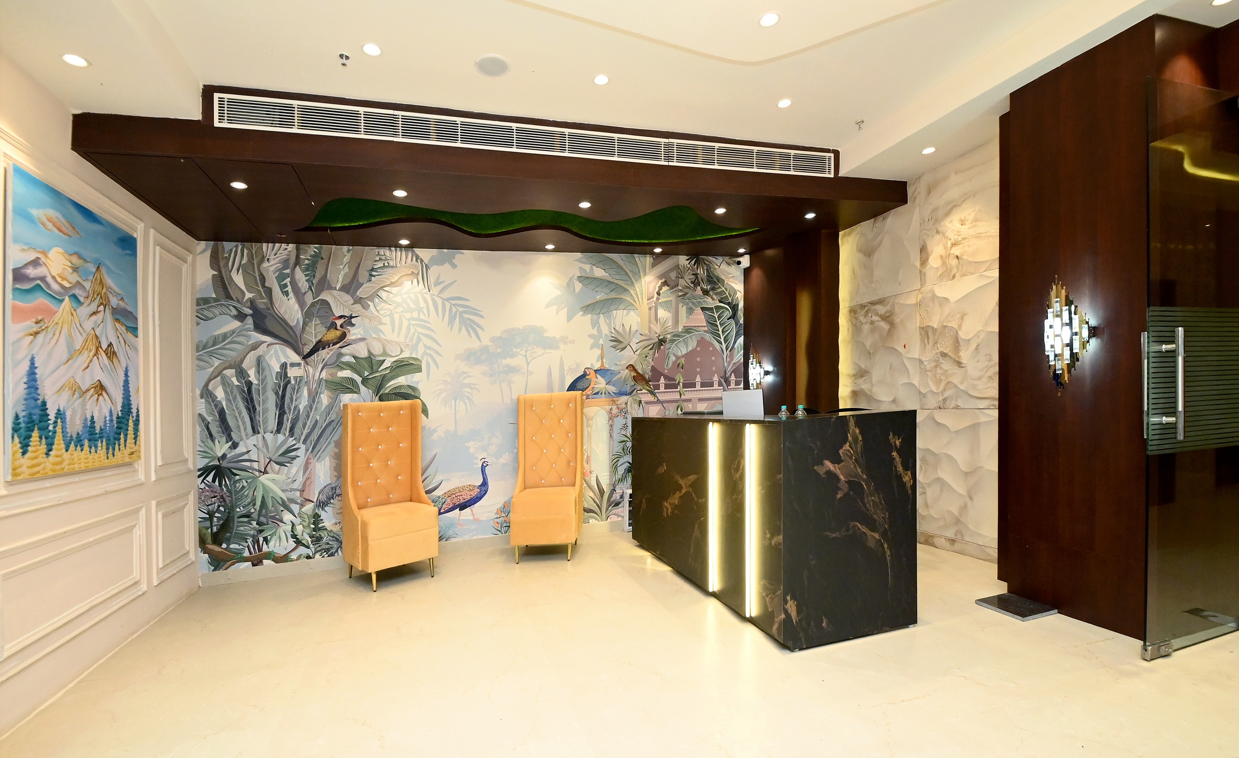 Main gallery