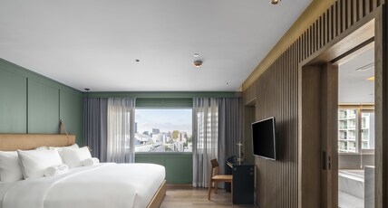 Maison Hotel Bangkok Room Type - Kiri Suite King