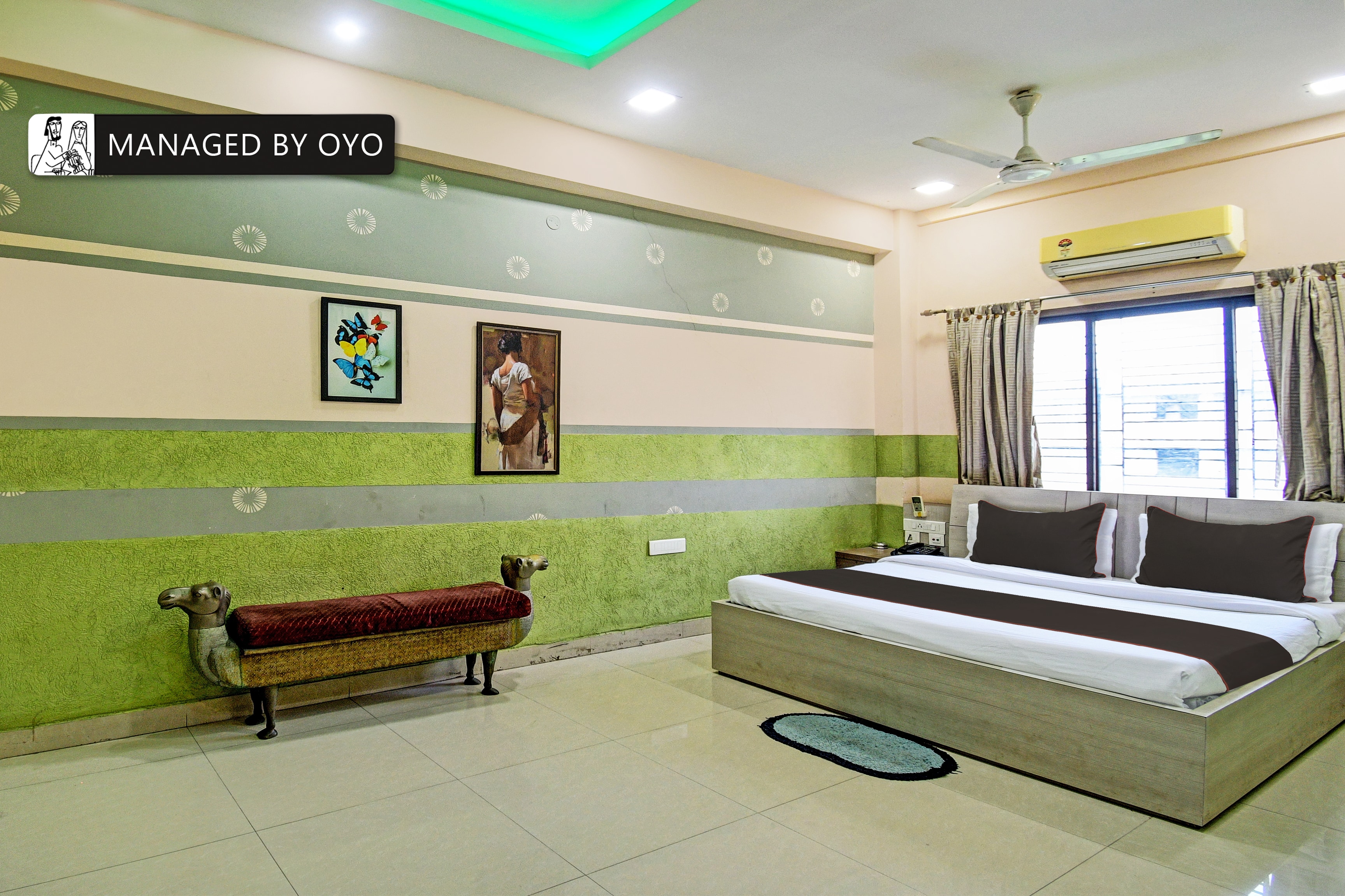 Super Collection O Behala Formerly Urban Guest House - Tap to explore photos