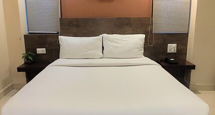 The Padma Room Type - DELUXE NON AC QUEEN