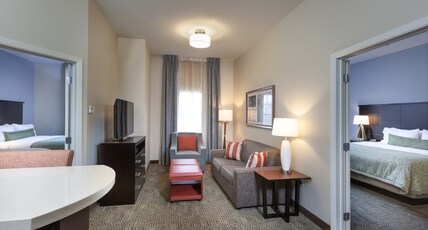 Staybridge Suites HOUSTON I-10 WEST-BELTWAY 8 Room Type - 1 King 2 Queen 2 Bdrm Suite Comm Access
