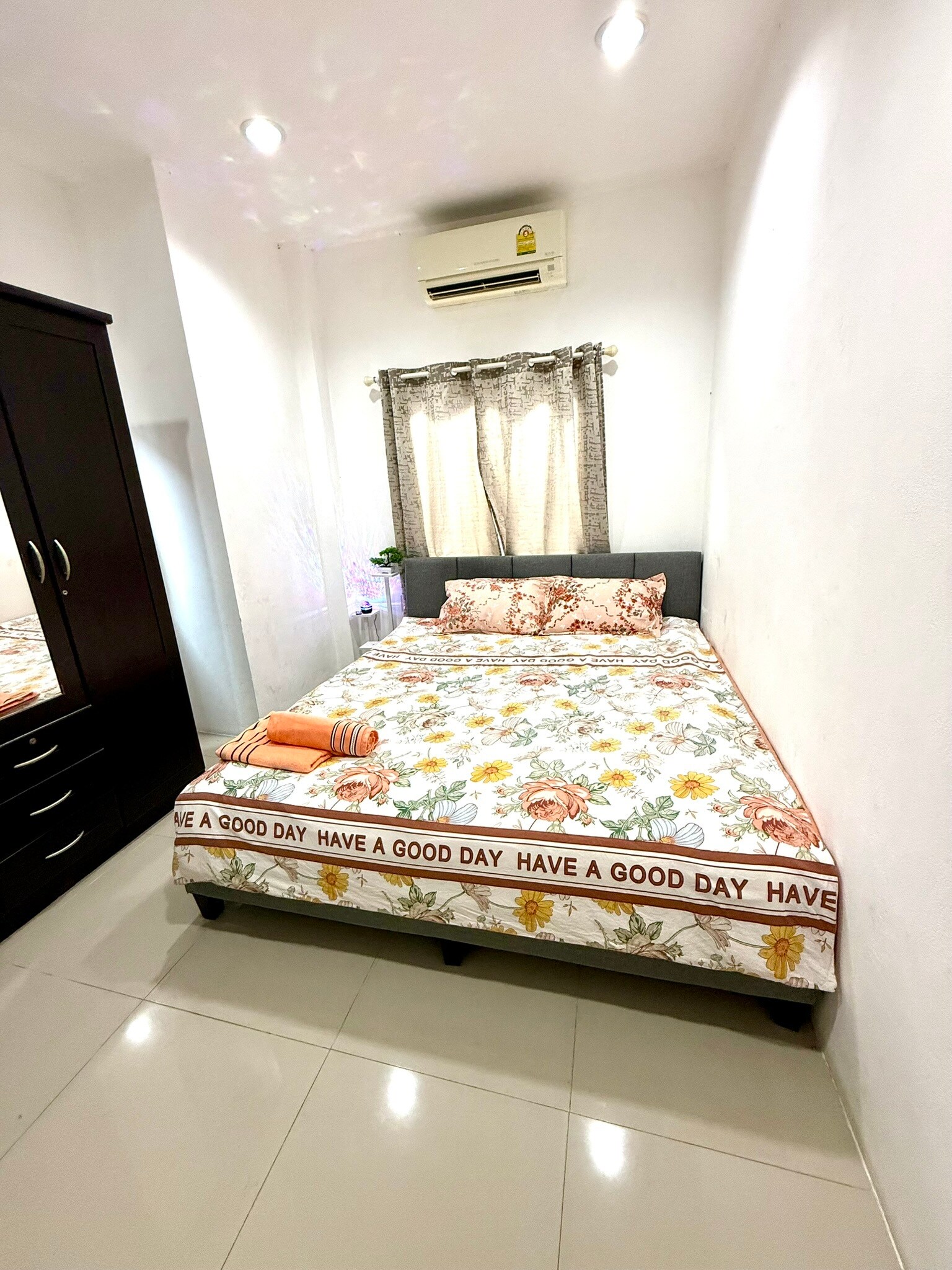 Warisa Grand 3 Bedroom villa - Tap to explore photos