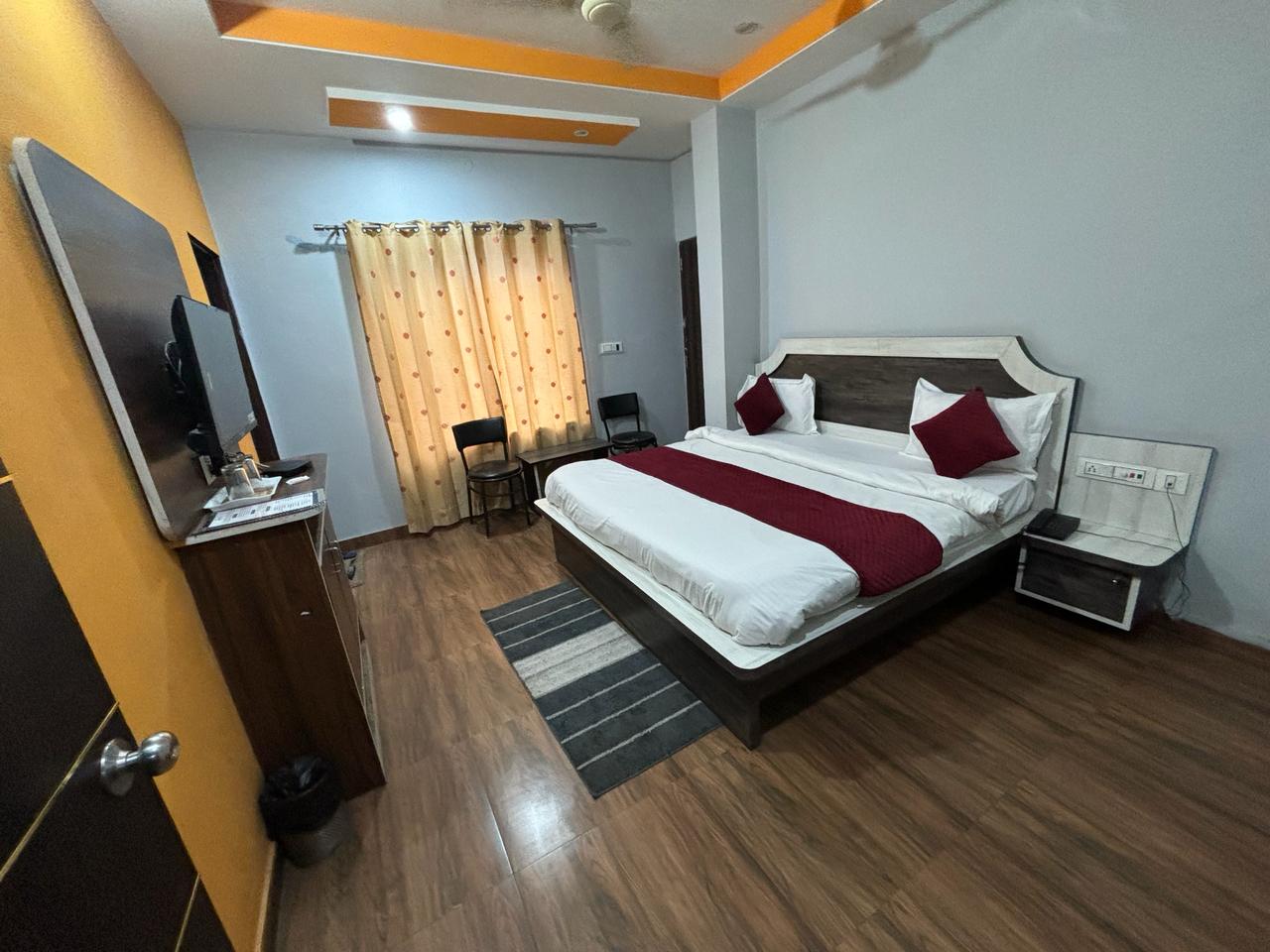 Hotel Lakhdatar Palace Jaipur - Tap to explore photos