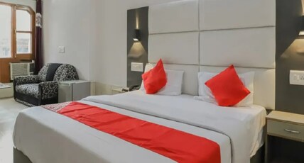 Hotel Shingar Room Type - Super Deluxe Room (A/C)