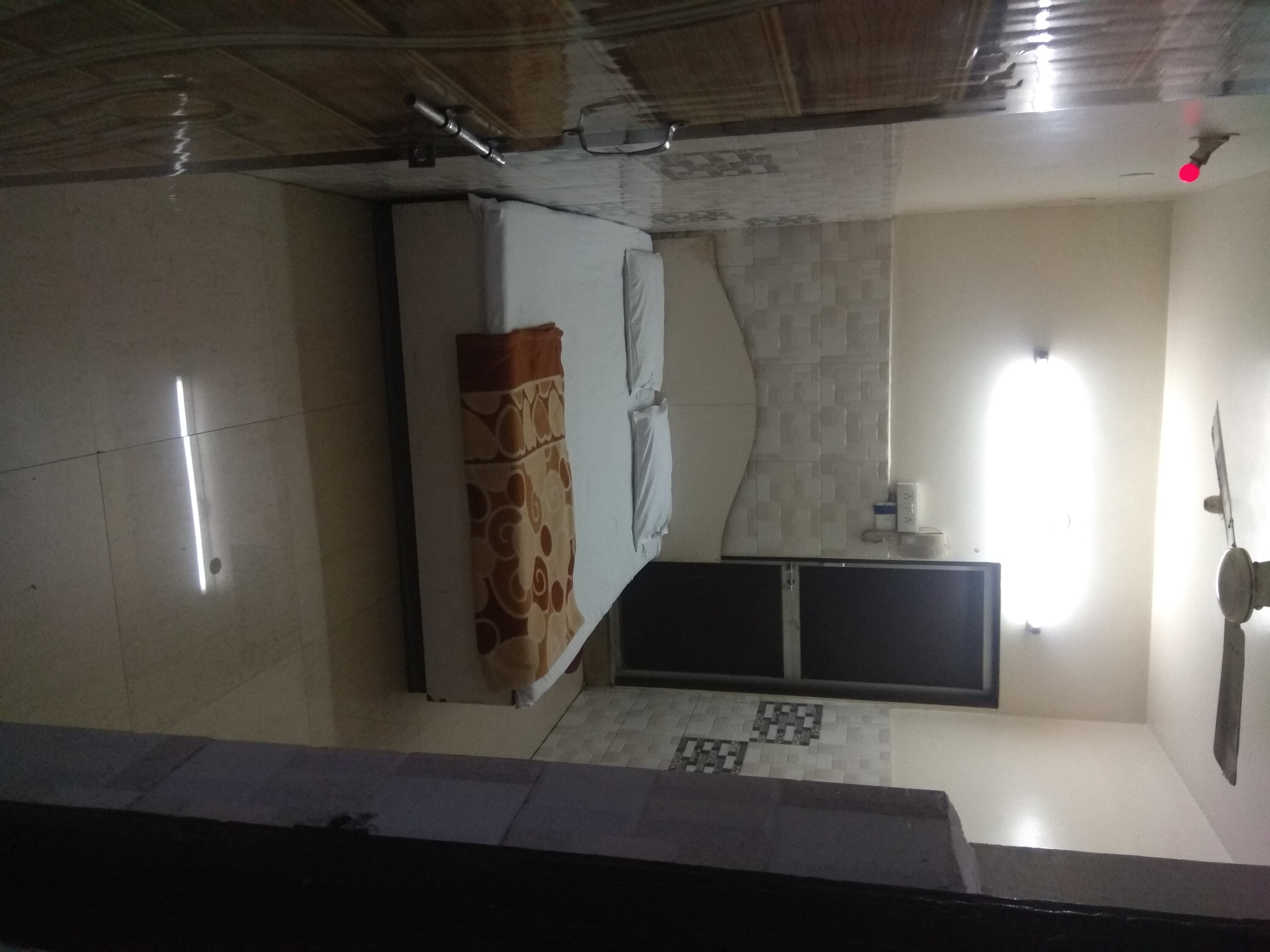 Sadaf Guest House - Tap to explore photos