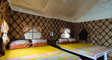 Stay In By Bull Adventure 0047 Room Type - Luxury tents