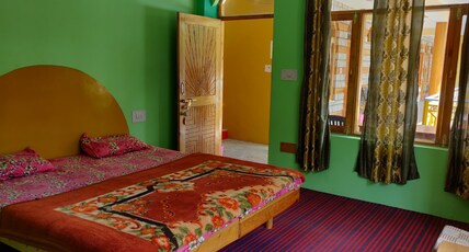 Brahma Guest House Room Type - Deluxe Room