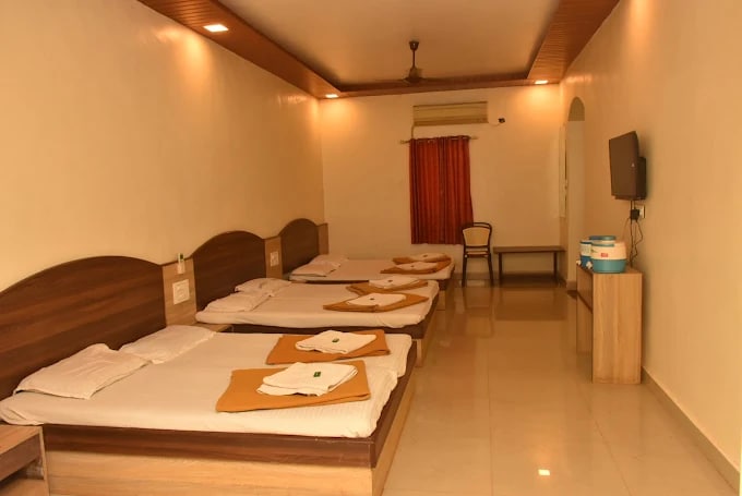 Janata Happy Home Matheran, 300 m from Matheran Railway Station - Tap to explore photos