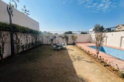 RoseWood By The Gardenias