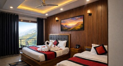 The Grahil Hotel & Restaurant Room Type - Deluxe Family Room with mountain view Balcony