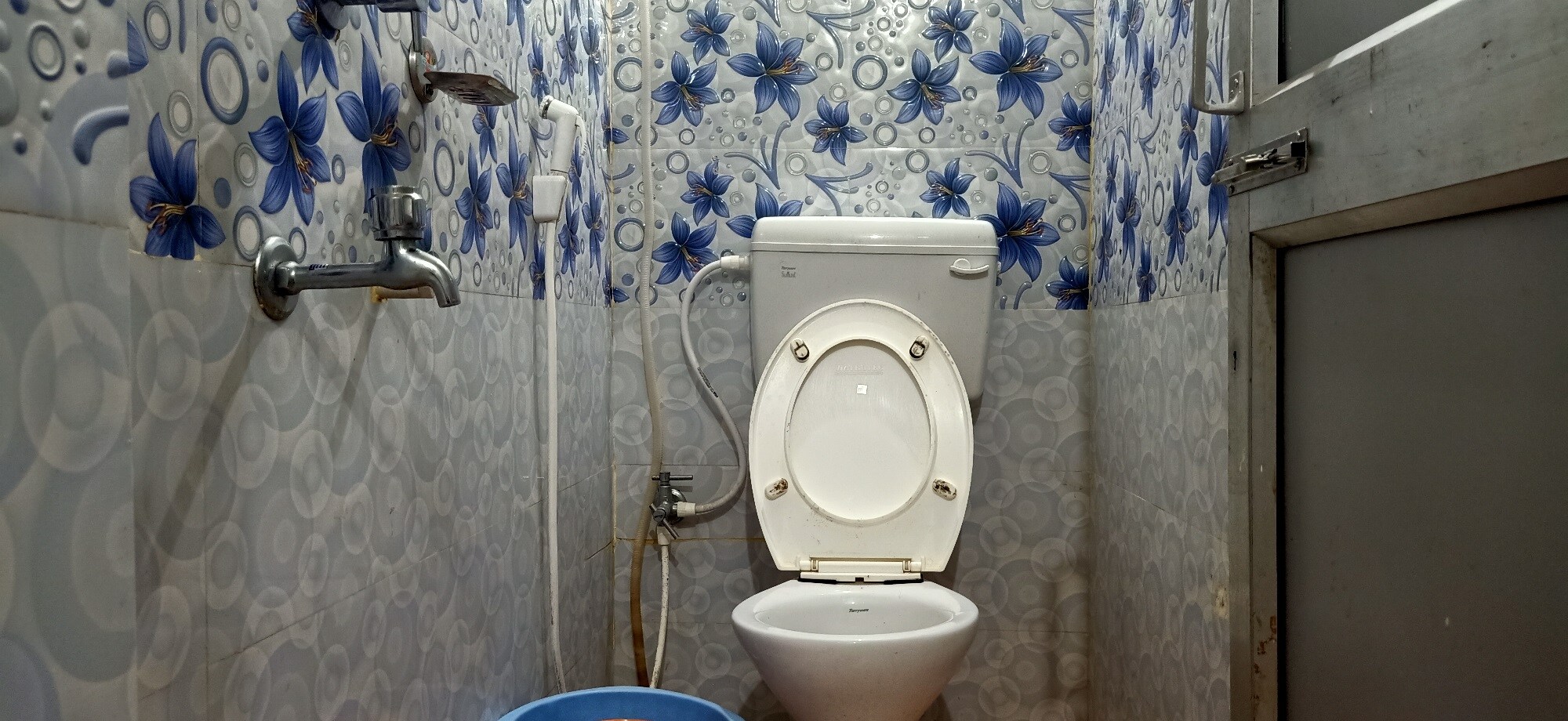 Yes R Guest House - Tap to explore photos