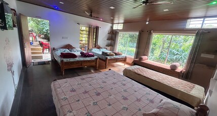Doddakallu Betta Homestay Coorg Room Type - Private cottage With coffee estate view