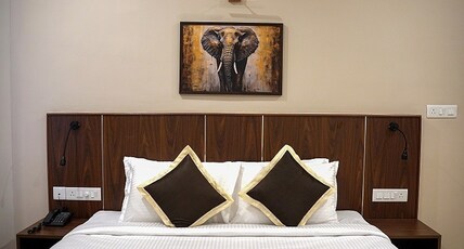 Perumatty Residency Room Type - DELUXE ROOM