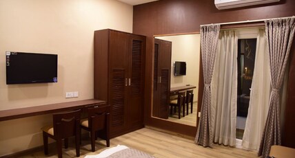Shri Padham Heritage Room Type - Executive AC Room with Balcony