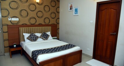 Hotel Pearl International Room Type - Deluxe