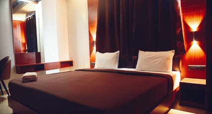 Hotel Baba Vishwanath Palace Room Type - Executive Room