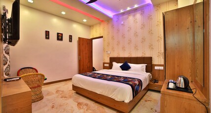 Hotel Hanja Palace Room Type - Super Deluxe