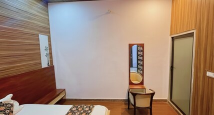 Atithi Hotel 3 min walk to Reengus bus stand Room Type - Standard Room - 1