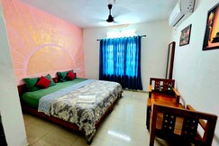 Red Poppy Home Stay