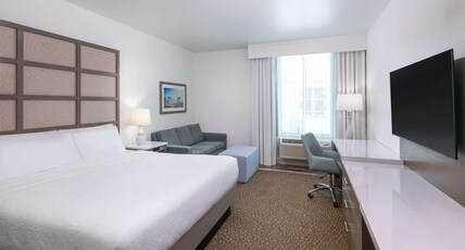 Best Western Premier The Tides Room Type - 1 King 2 Single Bunk Beds, Non-Smoking, Sofabed, No View, Microwave And Refrigerator Best Western Premier The Tides Room Type - 1 King 2 Single Bunk Beds, Non-Smoking, Sofabed, No View, Microwave And Refrigerator