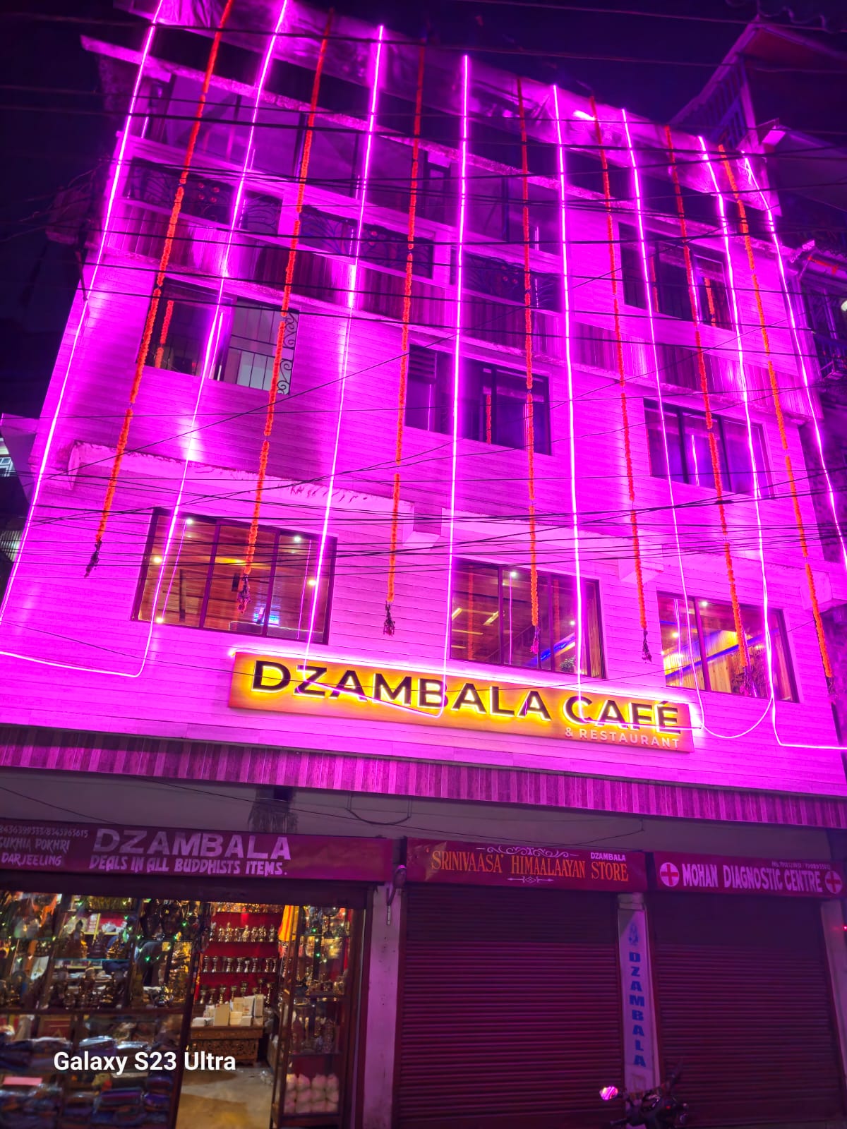 Dzambala Homestay Sukhiapokhri - Tap to explore photos