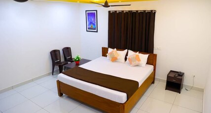GMS GOLDEN RESIDENCY Room Type - Deluxe