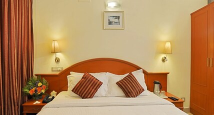 Hotel Chandra Park  (Opp Railway Station) Room Type - Suite