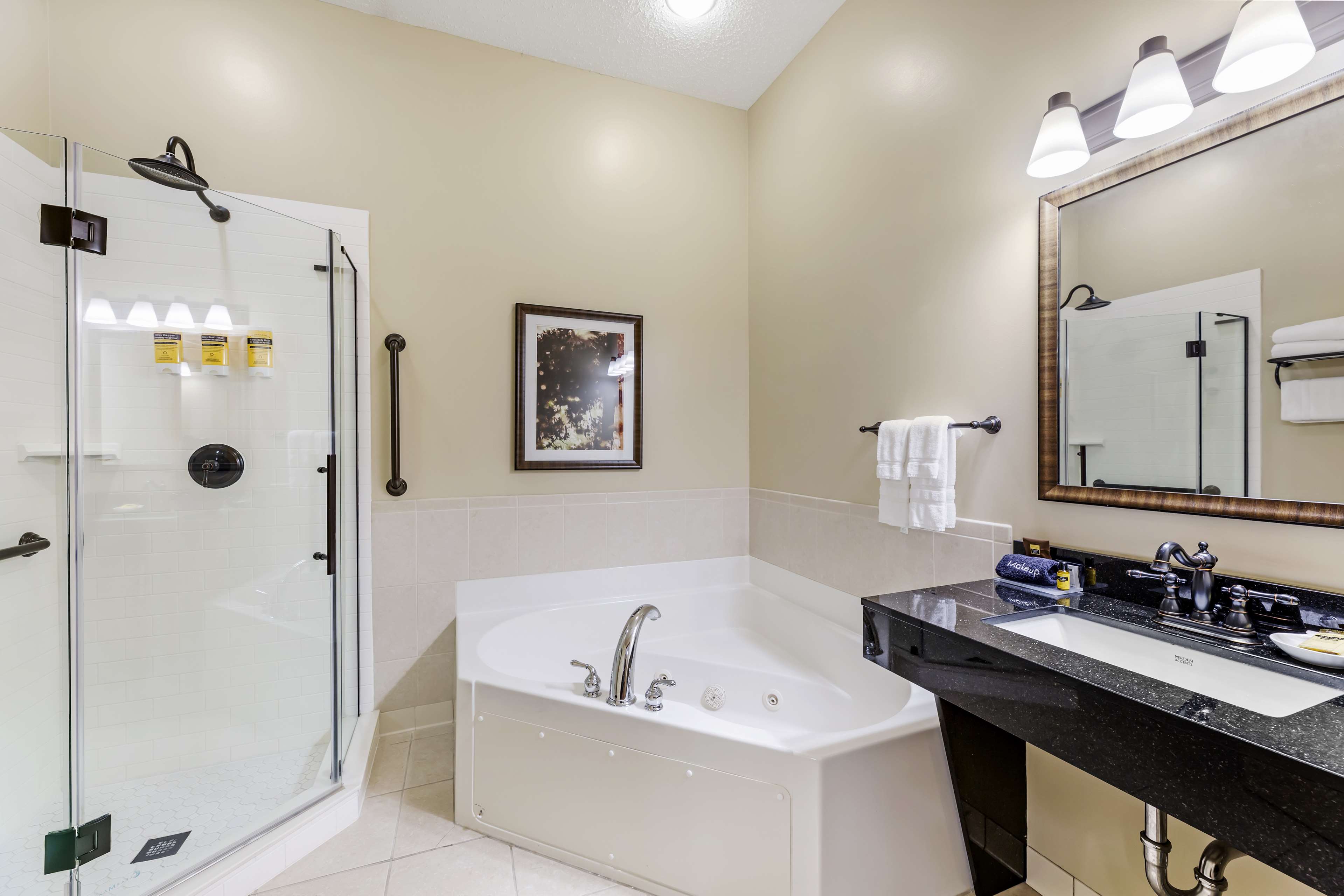 Best Western Plus Dutch Haus Inn and Suites - Tap to explore photos