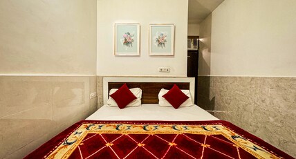 Hotel Krishna Dham Room Type - Deluxe Room