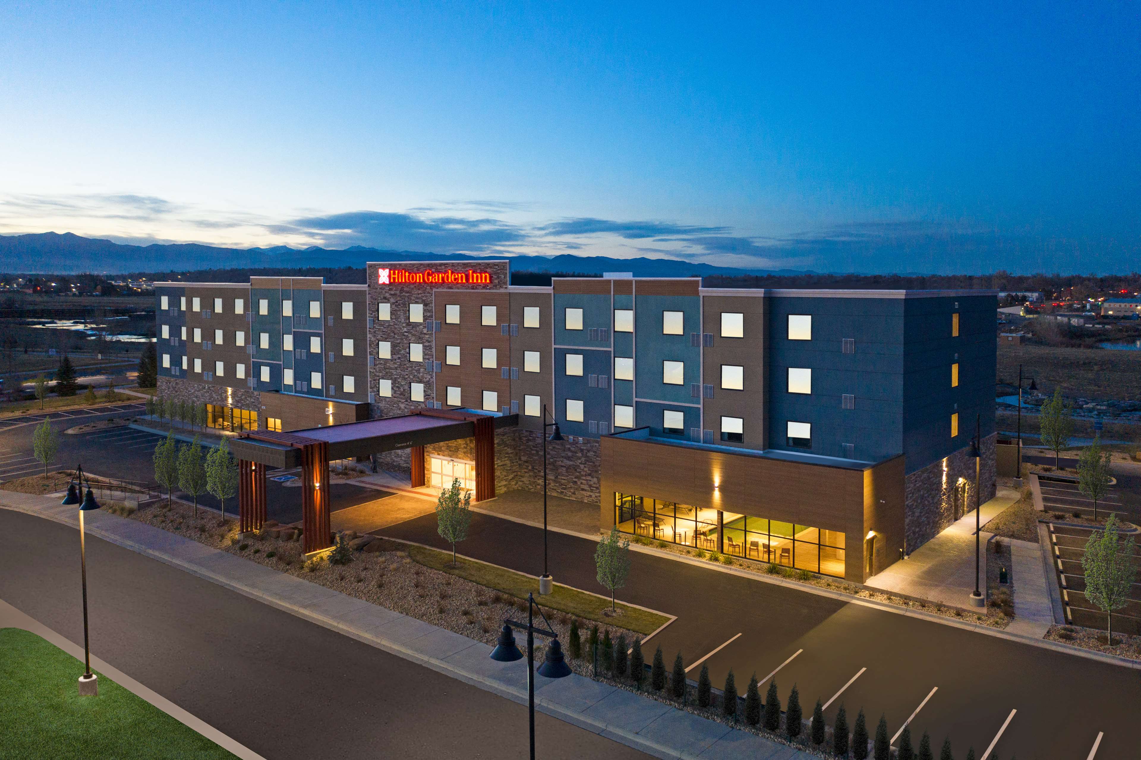 Hilton Garden Inn Longmont, CO - Tap to explore photos