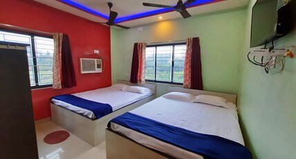 Hotel G.R.Inn Room Type - Budget Twin Bed AC Room